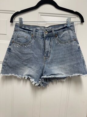 Wallflower Light Wash Denim Shorts with Rhinestone Accent 0152